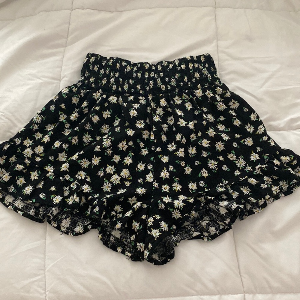 These cute shorts look like ur wearing a skirt and they are so comfortable.